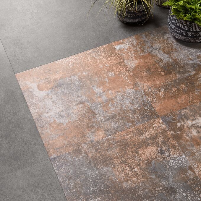 Rusted Stencil Concrete 9141
